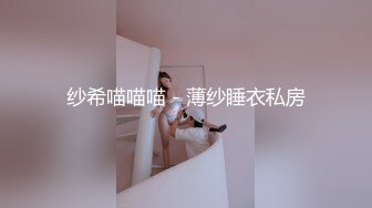 大耳环骚女跟小哥居家性爱啪啪展示给狼友看，全程露脸69口交舔逼，性爱椅激情上位让小哥玩弄奶子，边亲边草