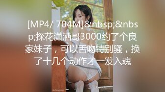 CB站~丝袜熟女【Vika54784】道具自慰~自慰特写【30V】 (19)