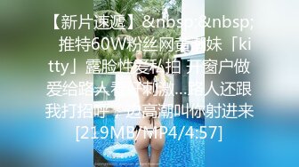 kcf9.com-【真实孕妇系列】，这个属于颜值挺高的孕妇了，怀孕6个月的宝妈，【小奶奶】，还能挤出来奶水