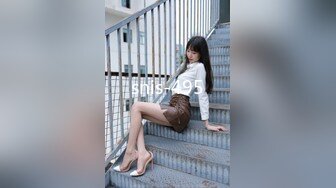 stripchat，新来了一个大美女【Linglong521】骚炸了~大尺度道具自慰~喷水，这么缺钱 (6)